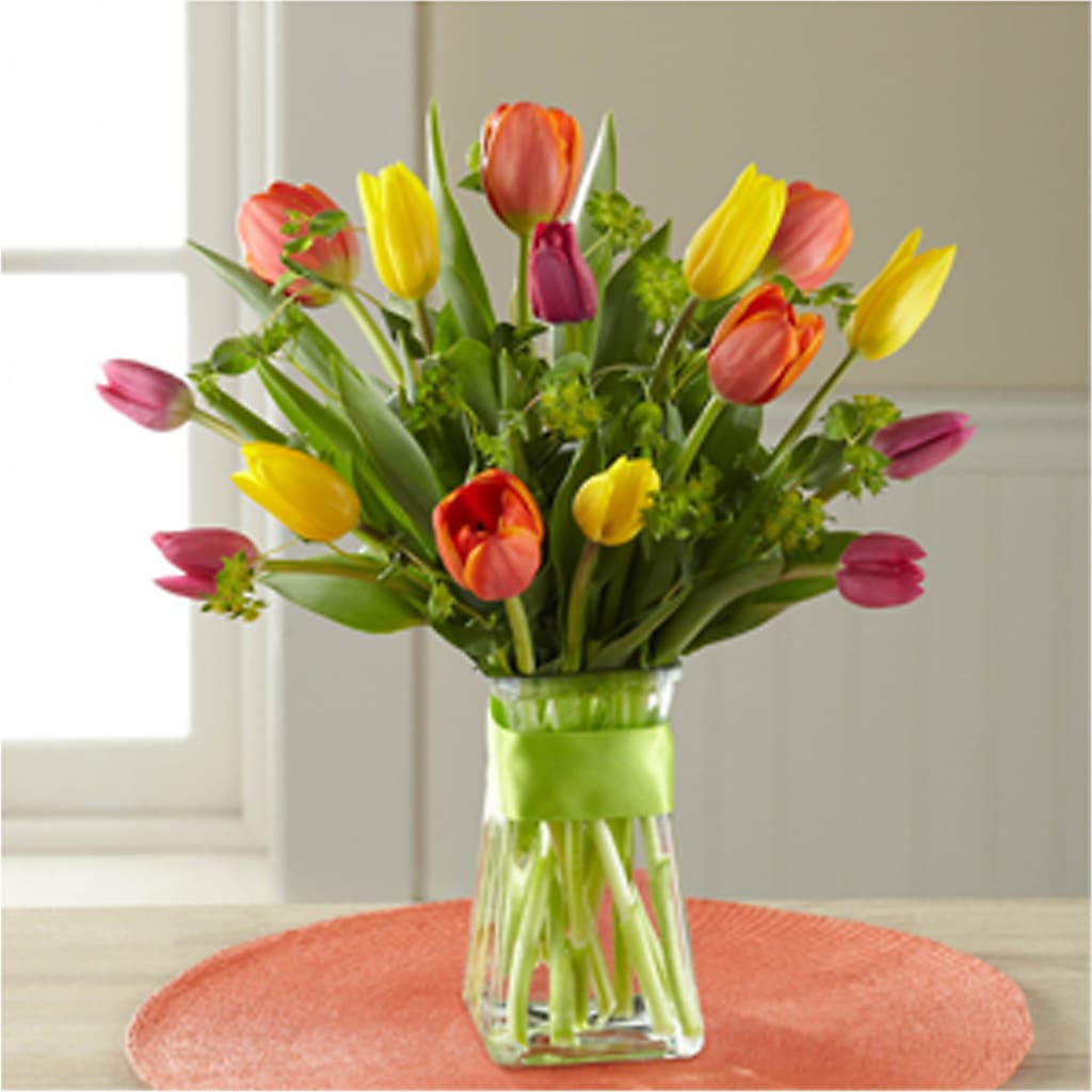 Sunlit Treasures Bouquet – LILY'S FLORAL DESIGN & GIFTS, Aberdeen SD