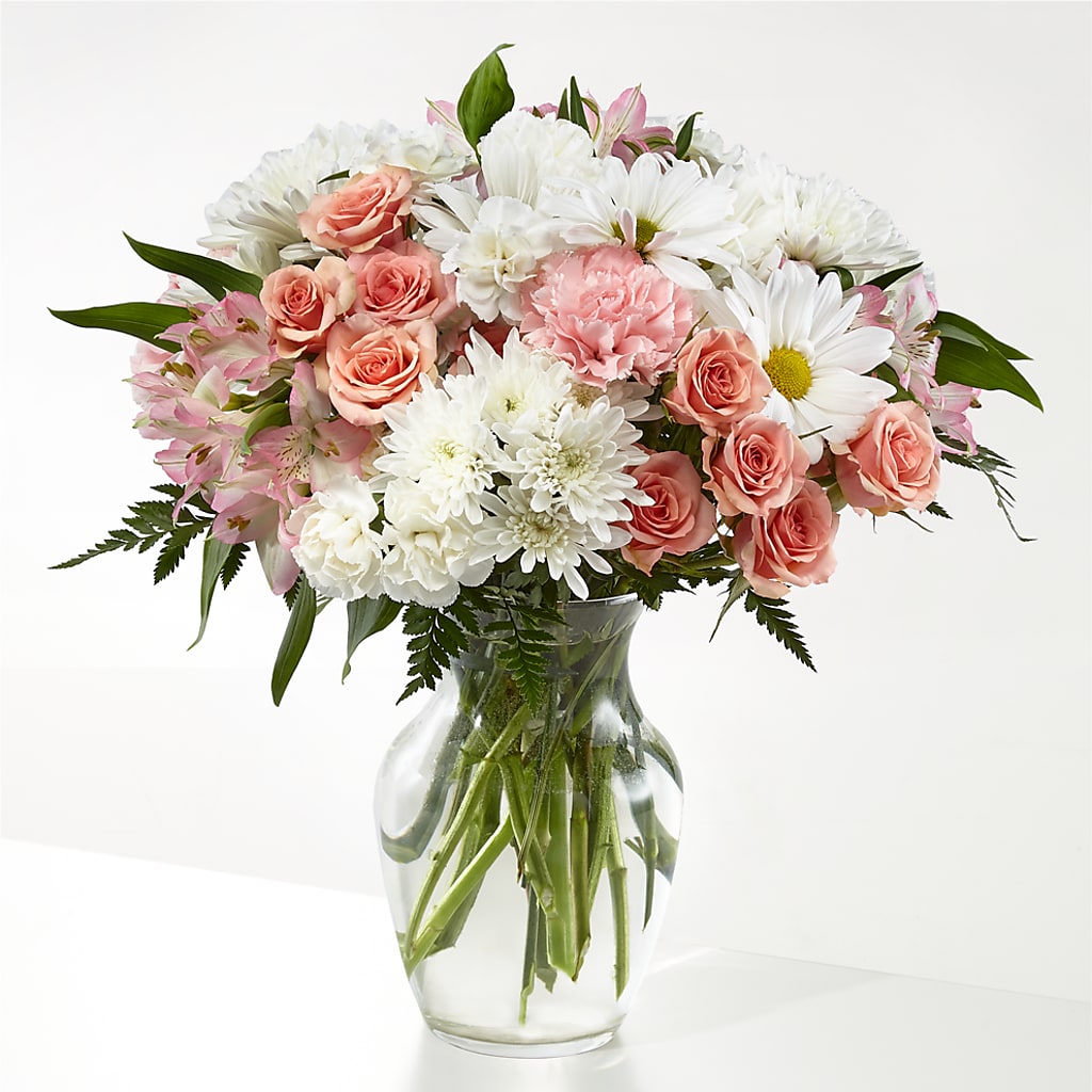Blush Crush Bouquet – LILY'S FLORAL DESIGN & GIFTS, Aberdeen SD
