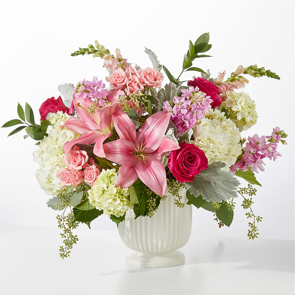 Antique Shopping Bouquet – LILY'S FLORAL DESIGN & GIFTS, Aberdeen SD