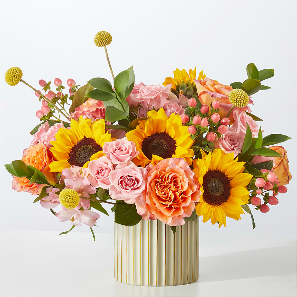 Sun's Out Bouquet – LILY'S FLORAL DESIGN & GIFTS, Aberdeen SD