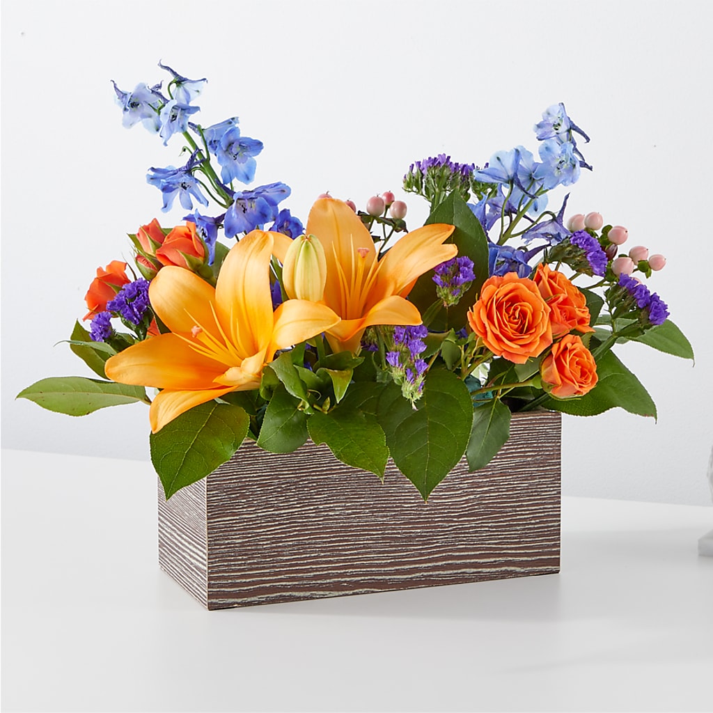 Radiant Citrus Box Bouquet – LILY'S FLORAL DESIGN & GIFTS, Aberdeen SD