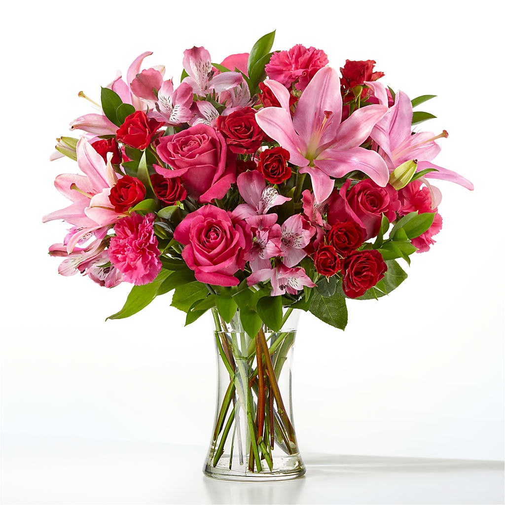 In Love Bouquet – LILY'S FLORAL DESIGN & GIFTS, Aberdeen SD