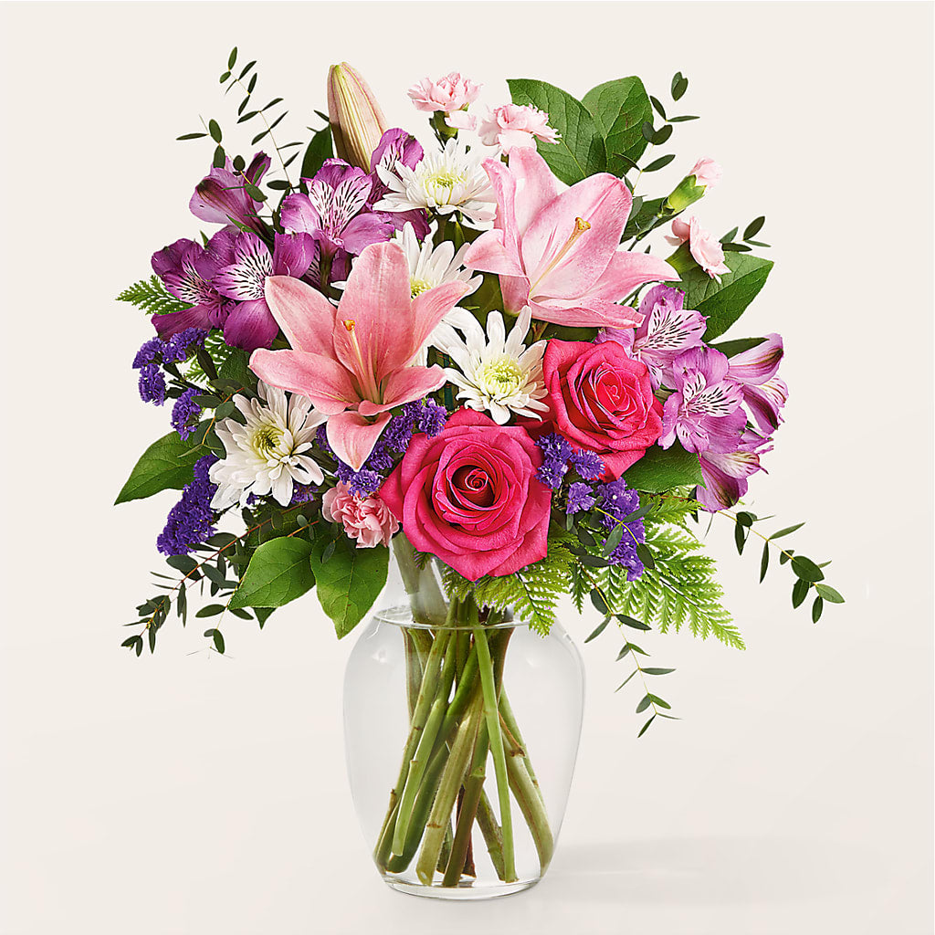 Lace & Pearls Bouquet – LILY'S FLORAL DESIGN & GIFTS, Aberdeen SD