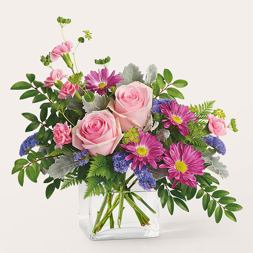 Starlet Bouquet – LILY'S FLORAL DESIGN & GIFTS, Aberdeen SD