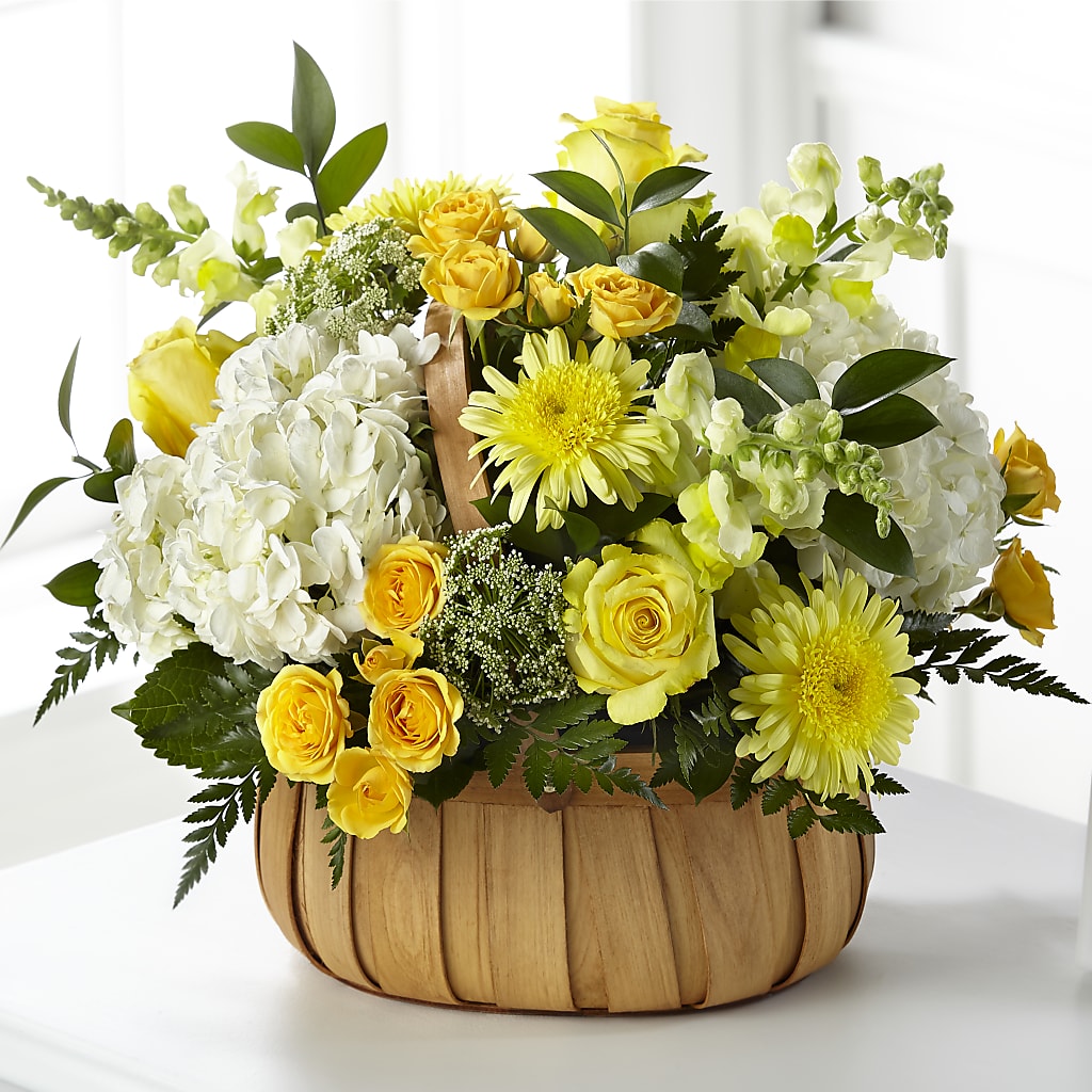 Rustic Remembrance Basket – LILY'S FLORAL DESIGN & GIFTS, Aberdeen SD