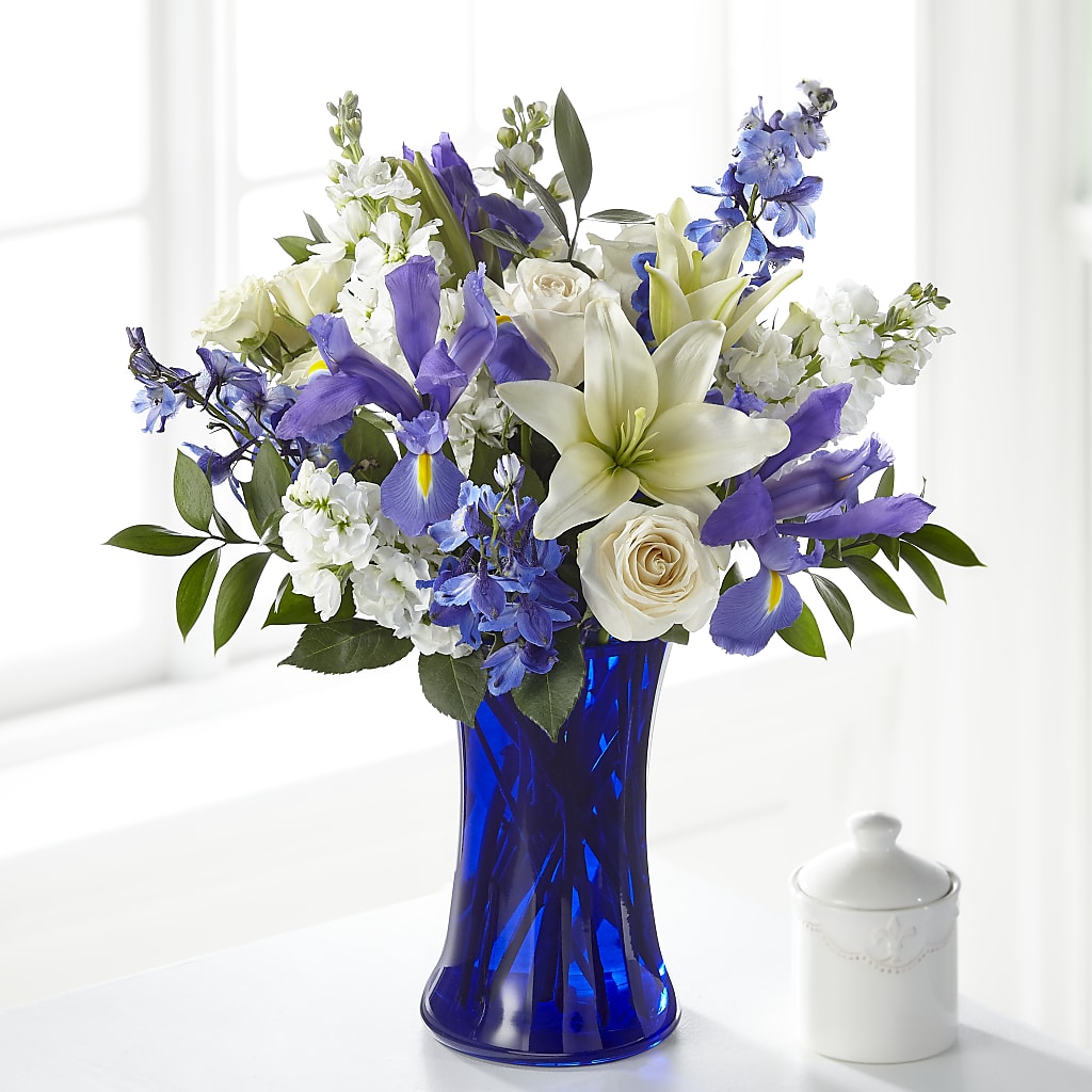 Calming Comfort Bouquet – LILY'S FLORAL DESIGN & GIFTS, Aberdeen SD