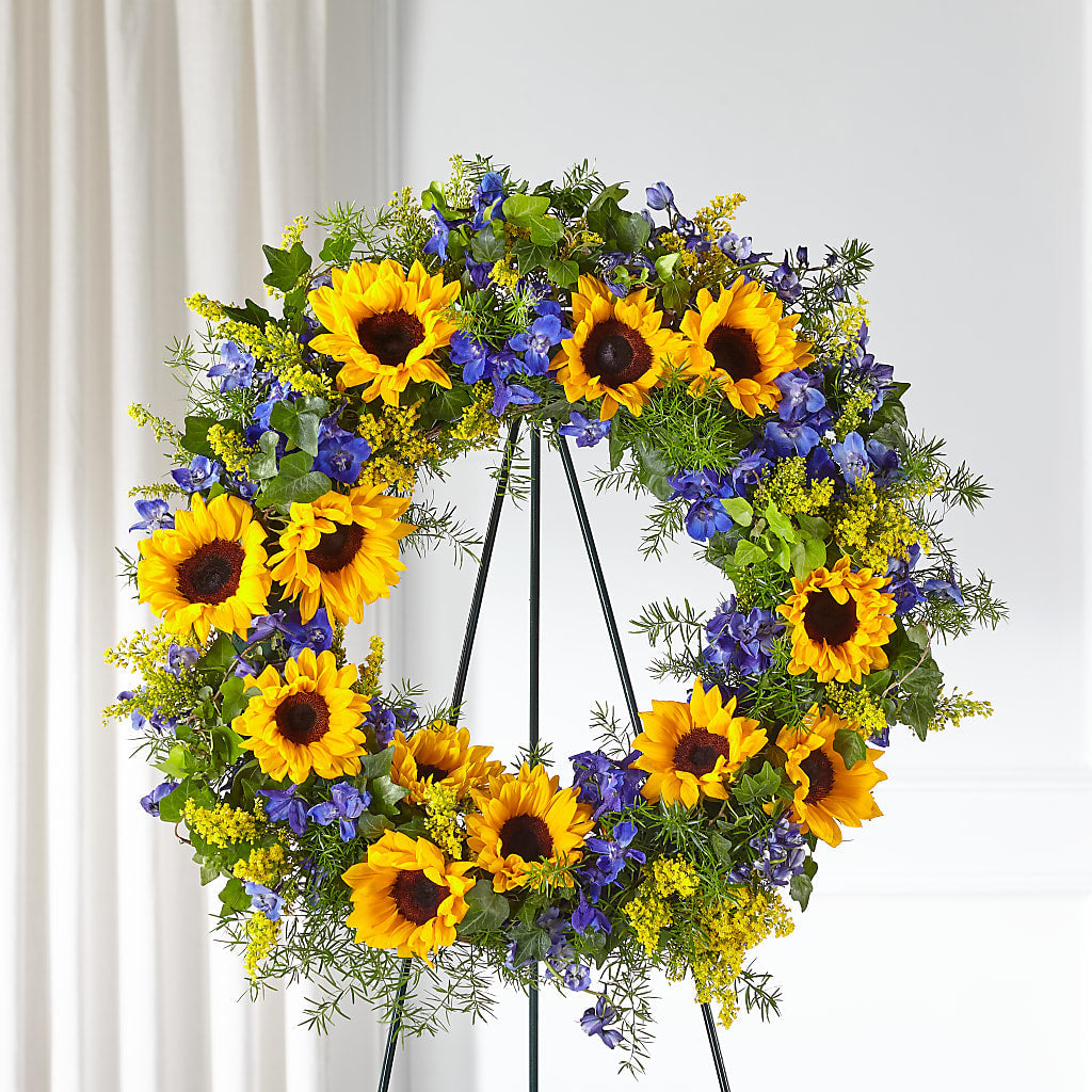 Bright Rays Wreath – LILY'S FLORAL DESIGN & GIFTS, Aberdeen SD