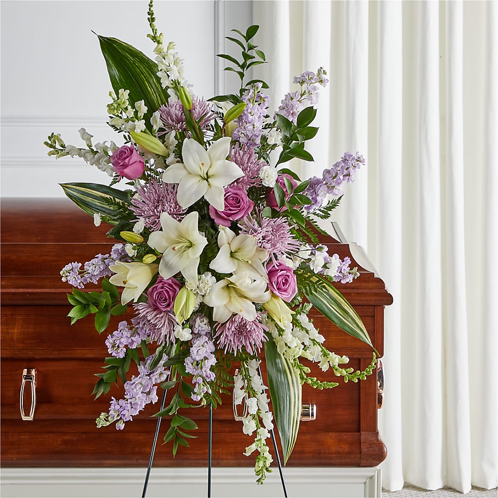 Grateful Hearts Standing Spray – LILY'S FLORAL DESIGN & GIFTS, Aberdeen SD