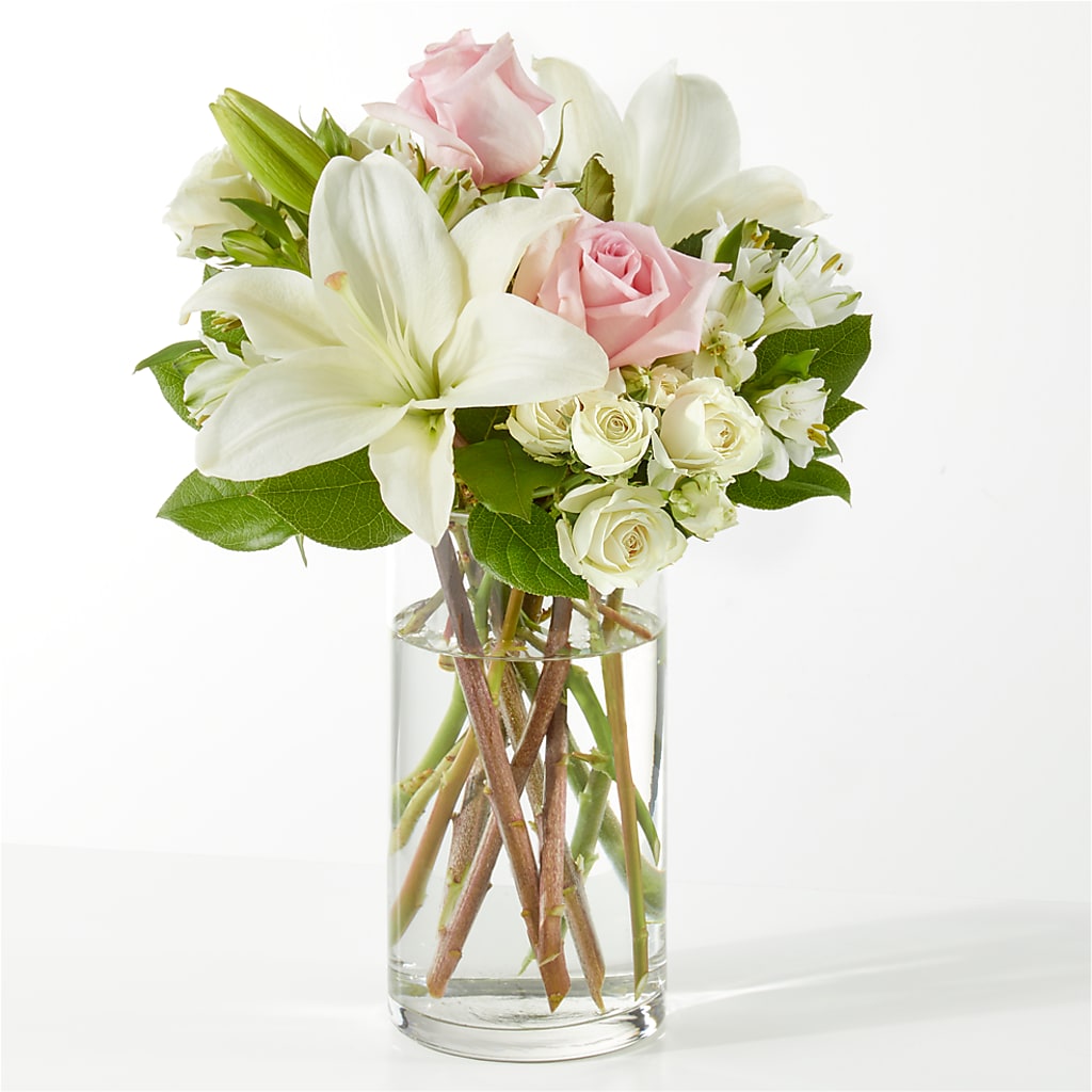 Kindhearted Bouquet – LILY'S FLORAL DESIGN & GIFTS, Aberdeen SD