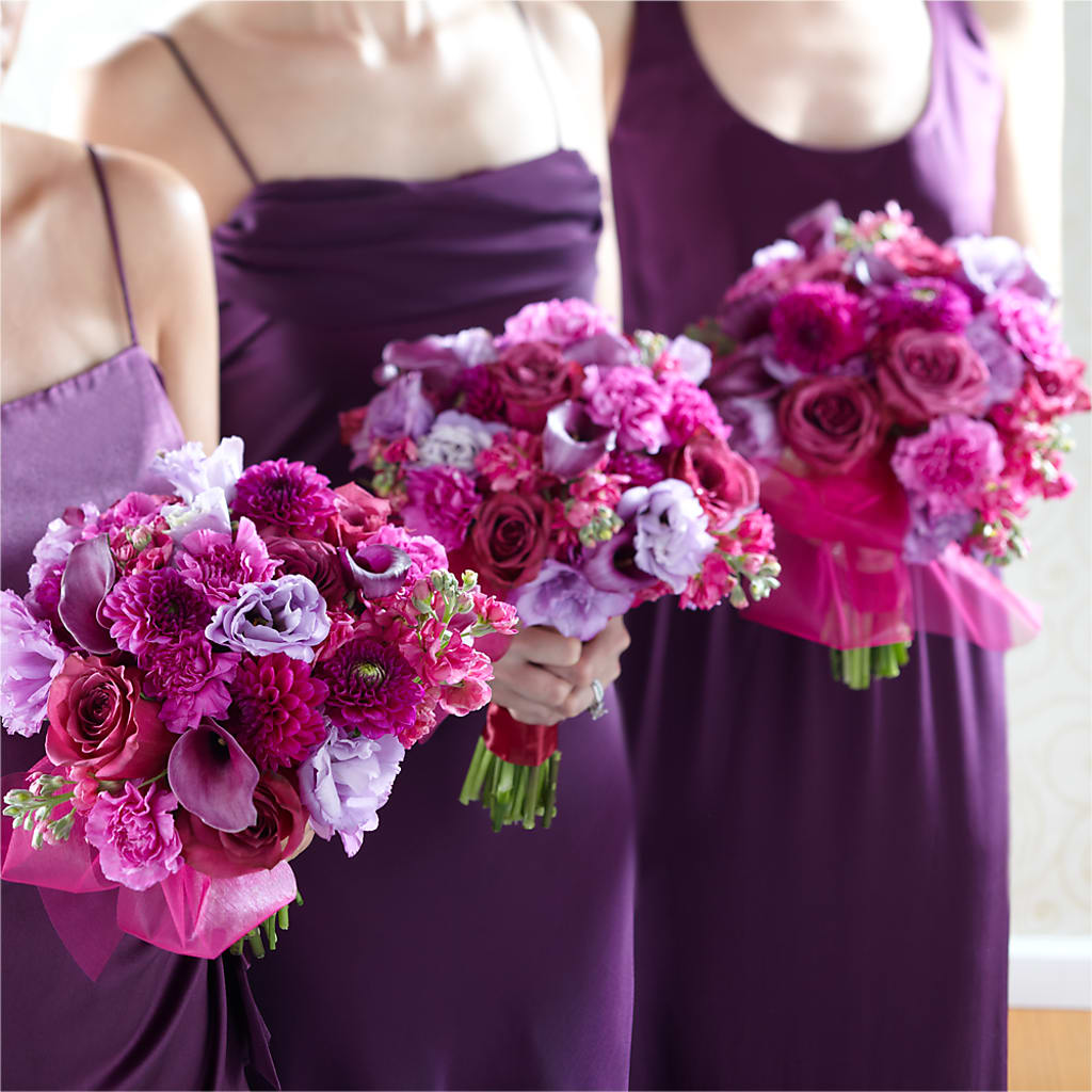 Bridesmaid's Garden Bouquet – LILY'S FLORAL DESIGN & GIFTS, Aberdeen SD