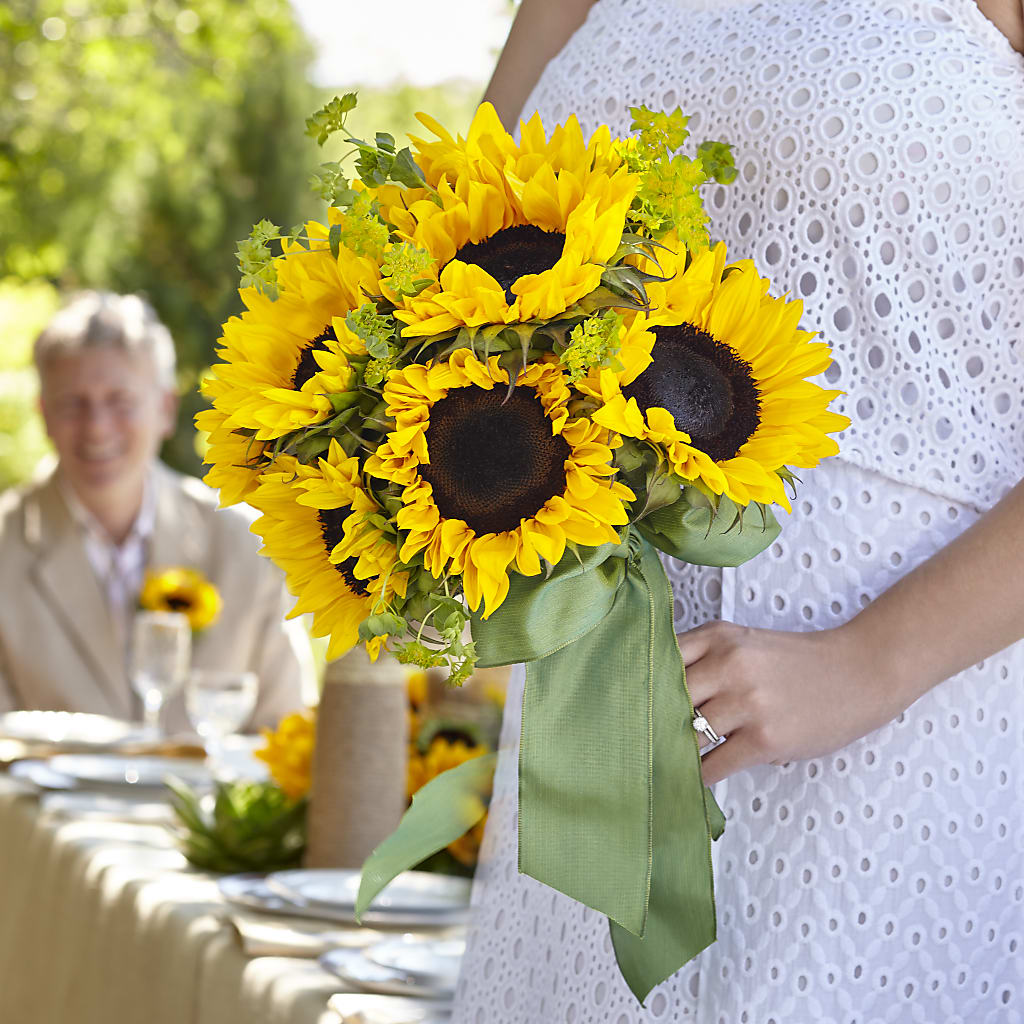 Free Spirit Bouquet – LILY'S FLORAL DESIGN & GIFTS, Aberdeen SD