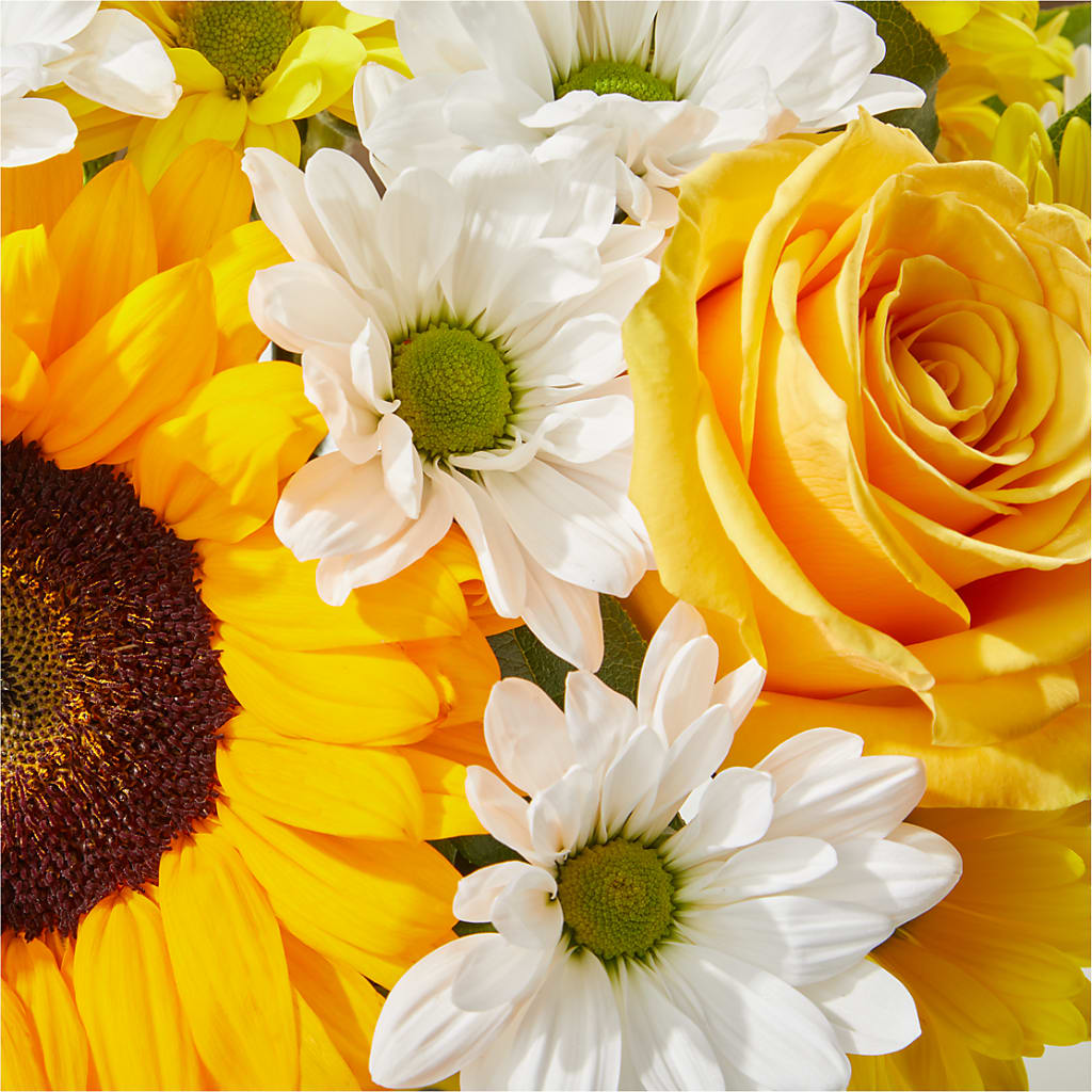 Be Happy Bouquet – LILY'S FLORAL DESIGN & GIFTS, Aberdeen SD