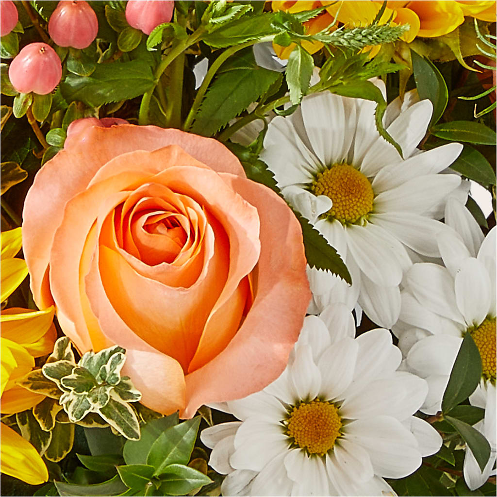 The Good Life Bouquet – LILY'S FLORAL DESIGN & GIFTS, Aberdeen SD