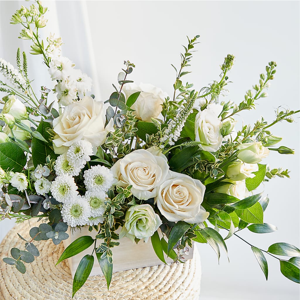 Cashmere Bouquet – LILY'S FLORAL DESIGN & GIFTS, Aberdeen SD