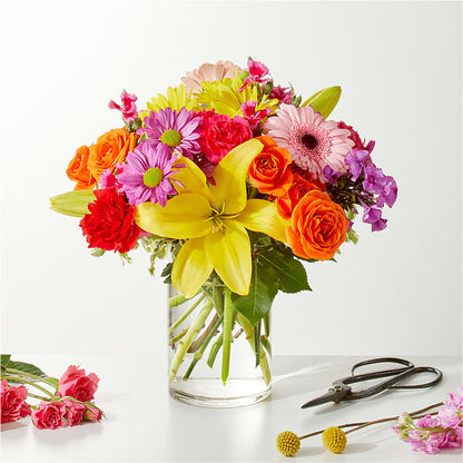 Cue the Confetti - A Florist Original – LILY'S FLORAL DESIGN & GIFTS, Aberdeen SD