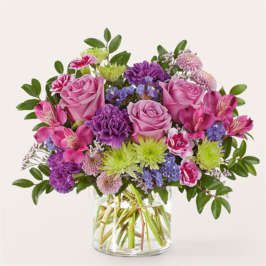 Glass Half Full Bouquet – LILY'S FLORAL DESIGN & GIFTS, Aberdeen SD