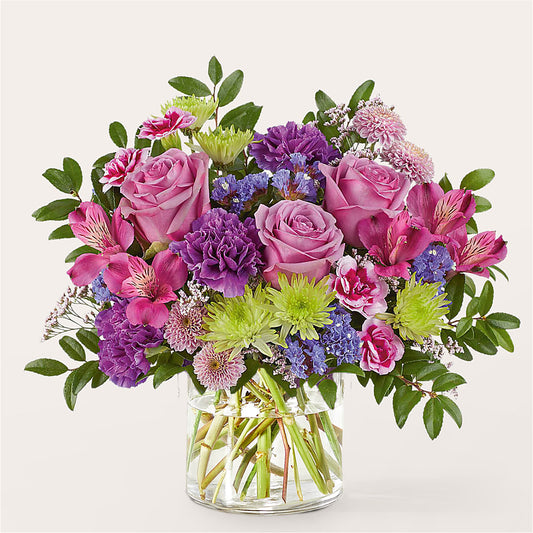 Glass Half Full Bouquet – LILY'S FLORAL DESIGN & GIFTS, Aberdeen SD