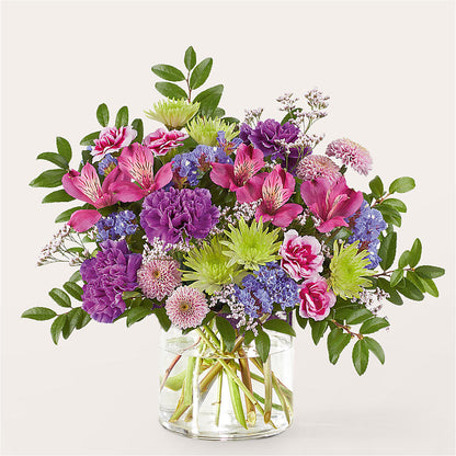 Glass Half Full Bouquet – LILY'S FLORAL DESIGN & GIFTS, Aberdeen SD
