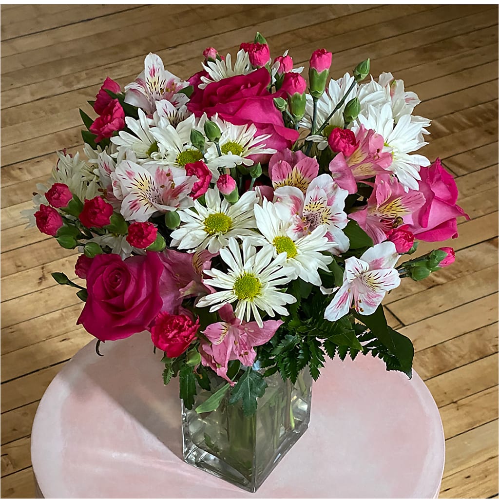 Sweet Surprises® Bouquet – LILY'S FLORAL DESIGN & GIFTS, Aberdeen SD