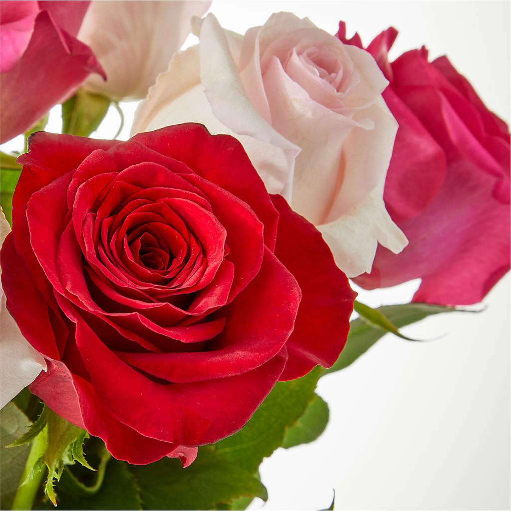 Charming Rose Bouquet – LILY'S FLORAL DESIGN & GIFTS, Aberdeen SD