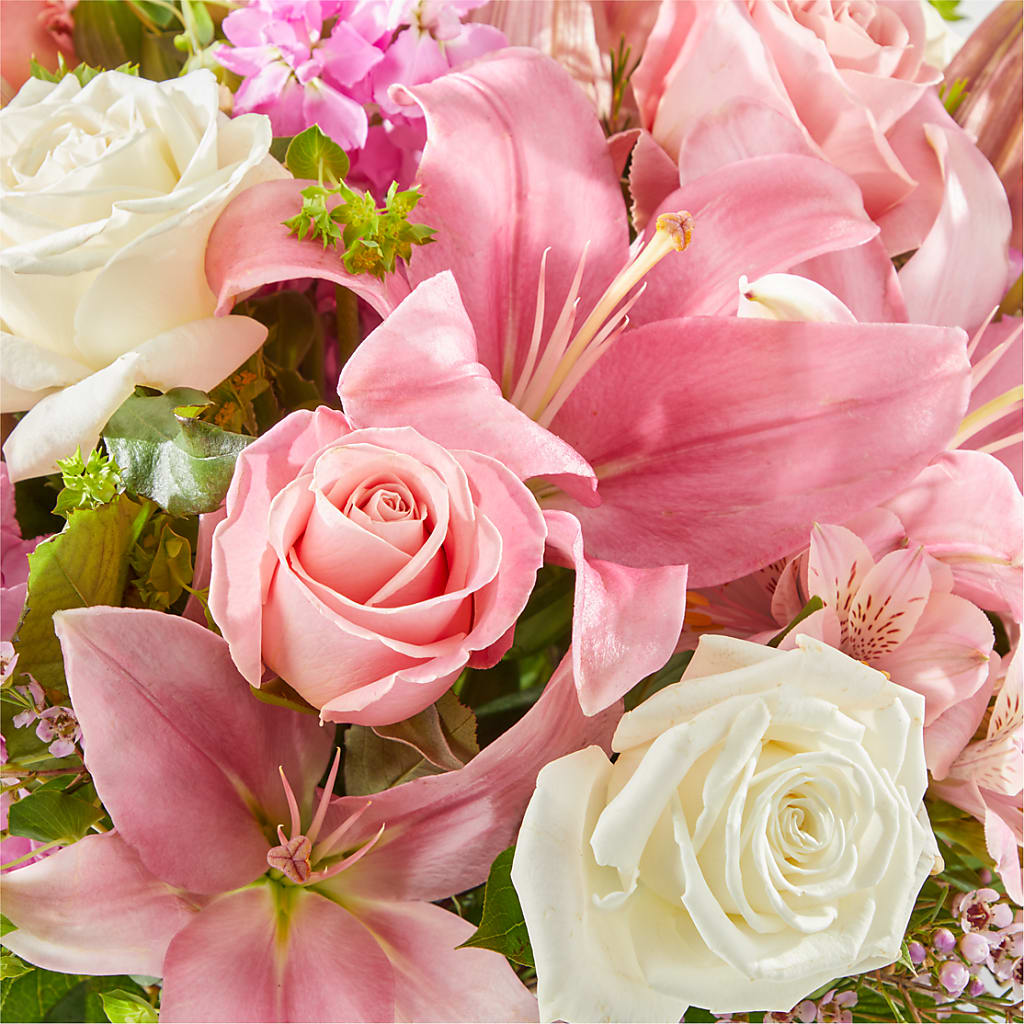 Ethereal Beauty Bouquet – LILY'S FLORAL DESIGN & GIFTS, Aberdeen SD