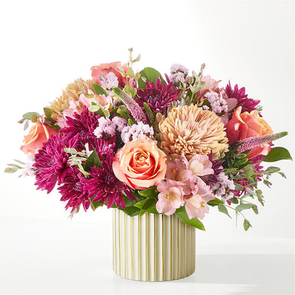 Berry Cobbler Bouquet with Ivory Vase – LILY'S FLORAL DESIGN & GIFTS, Aberdeen SD