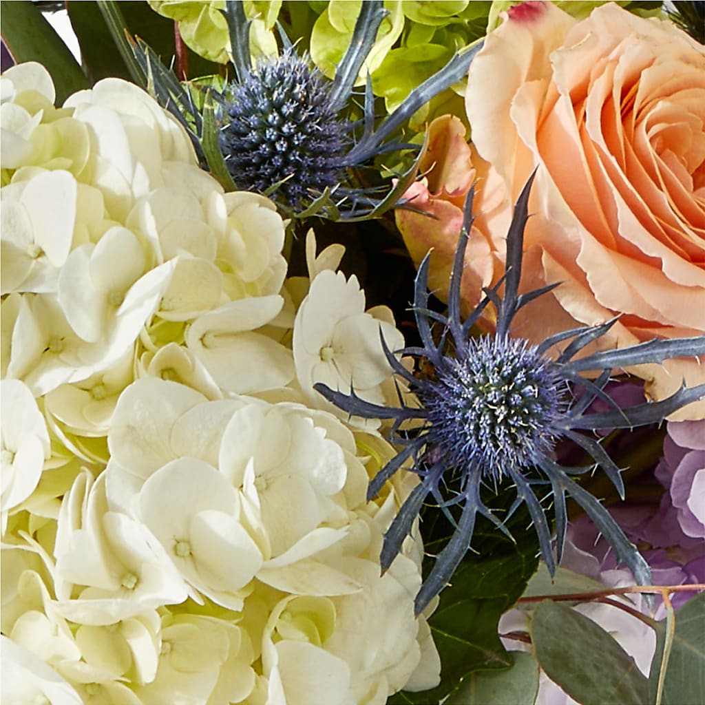 Porch Swing Bouquet – LILY'S FLORAL DESIGN & GIFTS, Aberdeen SD