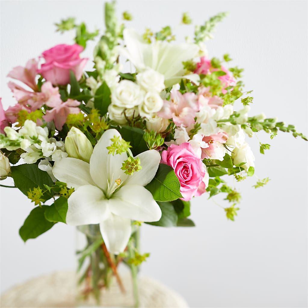 Fondly Bouquet – LILY'S FLORAL DESIGN & GIFTS, Aberdeen SD