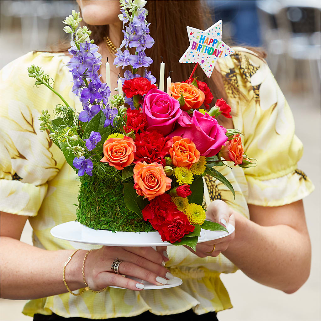 Best Year Yet Floral Cake – LILY'S FLORAL DESIGN & GIFTS, Aberdeen SD