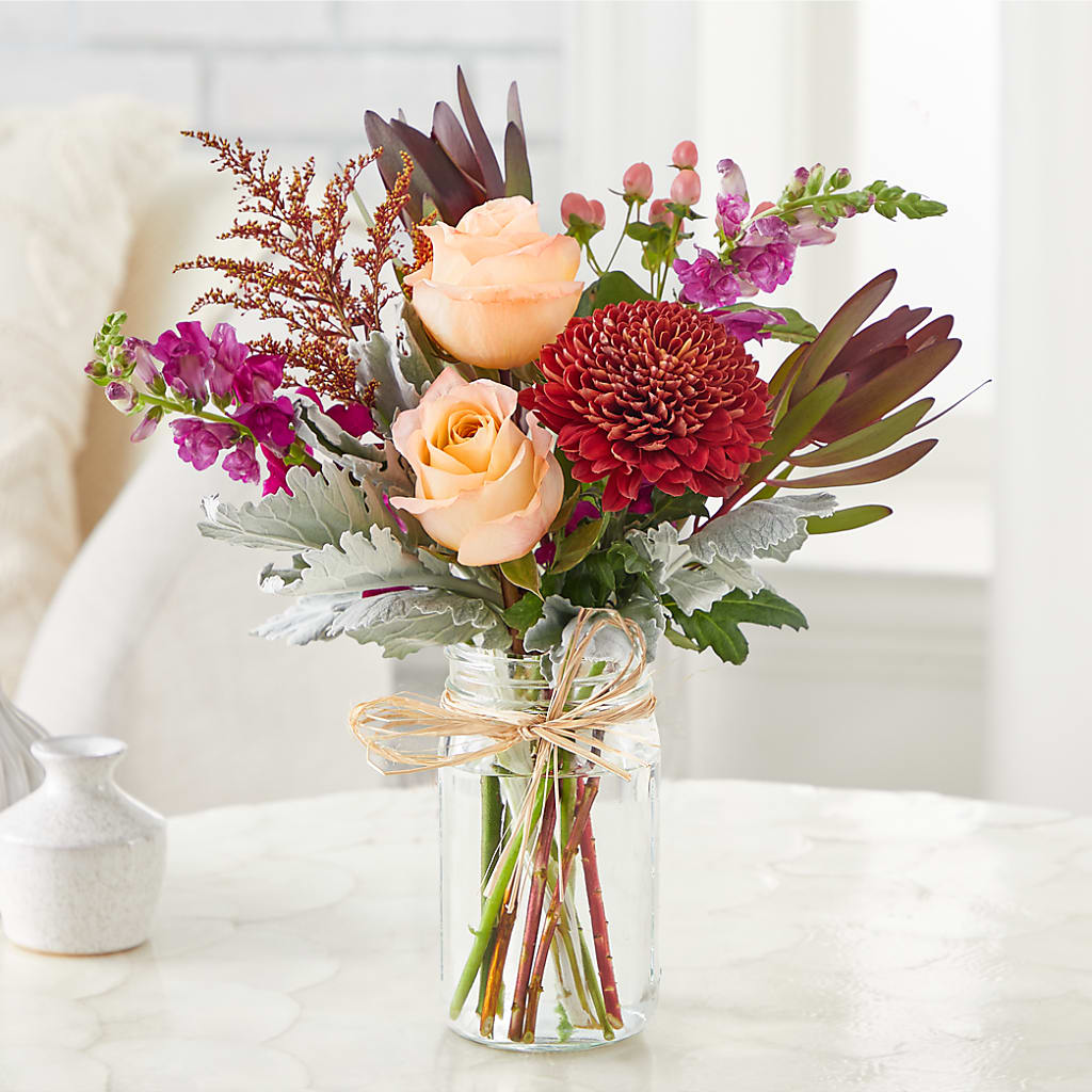 Moody Hues Bouquet – LILY'S FLORAL DESIGN & GIFTS, Aberdeen SD