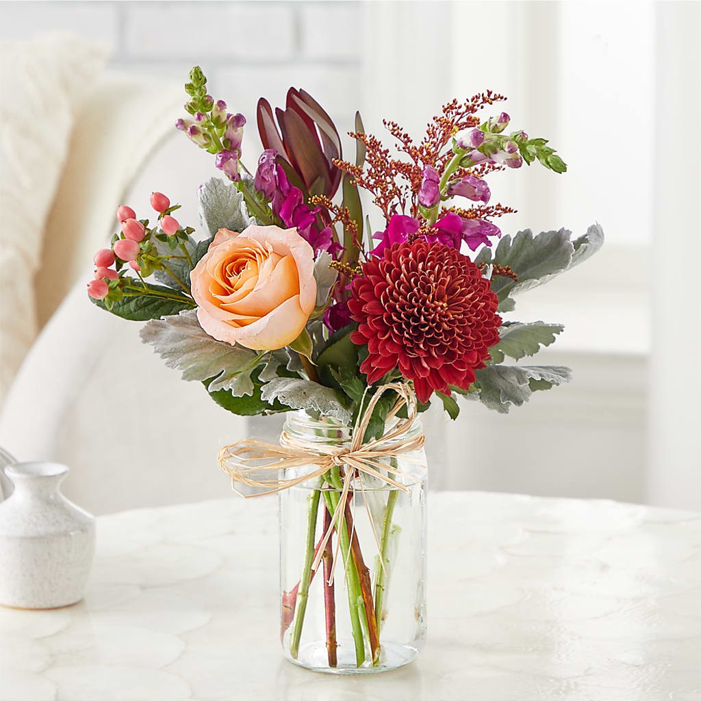 Moody Hues Bouquet – LILY'S FLORAL DESIGN & GIFTS, Aberdeen SD