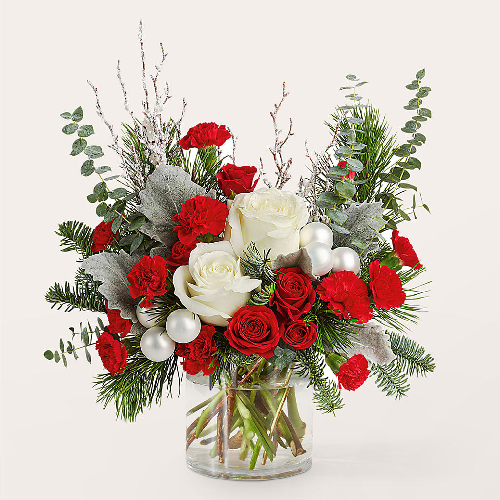 Trimming the Tree Bouquet – LILY'S FLORAL DESIGN & GIFTS, Aberdeen SD