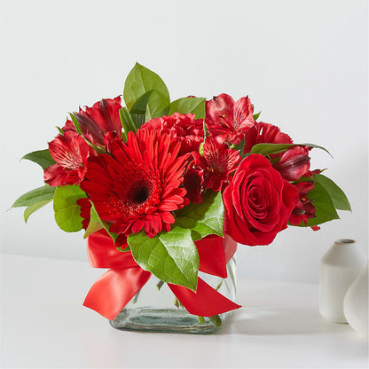 Red Hot Bouquet – LILY'S FLORAL DESIGN & GIFTS, Aberdeen SD